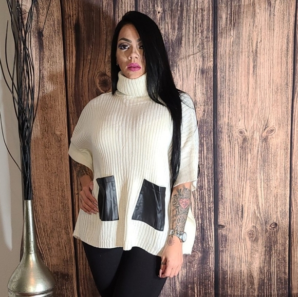 COPY - Fashion Cream Sweater - Picture 1 of 5